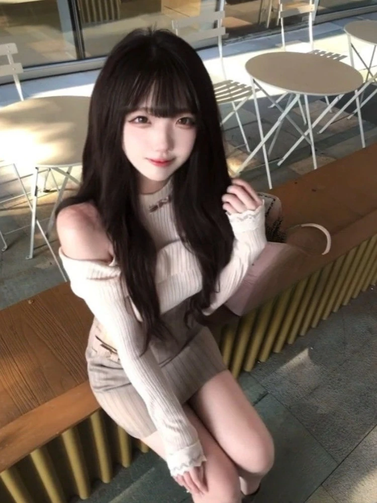 Vintage Sweet Women's 2 Piece Set Knit Off Shoulder Top + High Waist Striped Mini Skirt Aesthetic Retro Y2K Casual Party Outfits:Zestaw damski w stylu vintage, słodki, dwuczęściowy: dzianinowa bluzka z odkrytymi ramionami + spódniczka mini w paski z wysokim stanem, estetyczny, retro, Y2K, na co dzień, na imprezę.