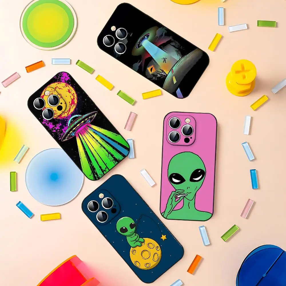 

Cute Cartoom Alien Black Phone Case That Fits For IPhone 17,16,15,11,13,14 Pro Max,Plus,X,Xr,Xs Max,13Mini