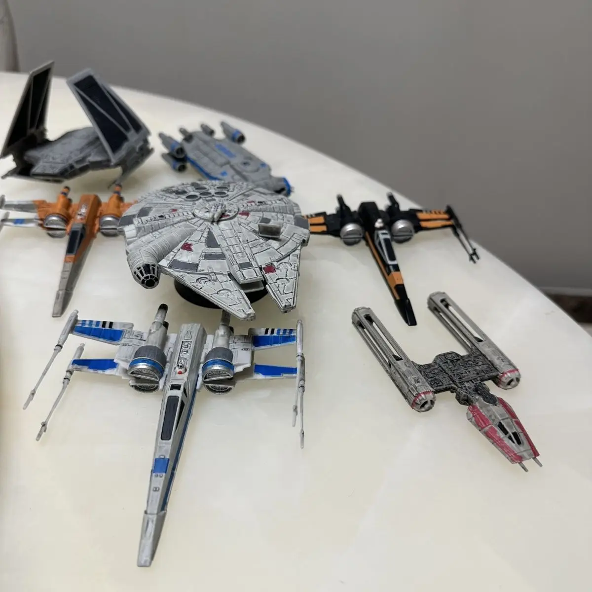 スターウォーズ-スターファイターモデルコレクション-高品質仕上げ-ミレニアム・ファルコン-tieファイター-ホームデコレーションギフト