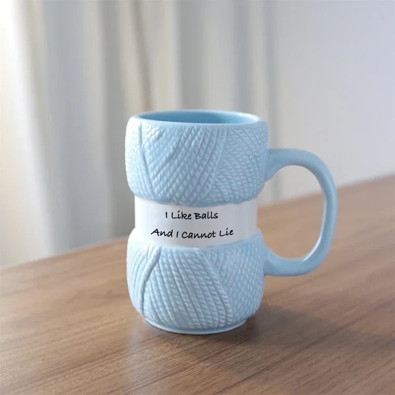 Ceramic Knitting Cup Knitting Mug Ceramic Coffee Mug with Realistic Yarn Detailing Hooking Needle Handle Fade-resistant
