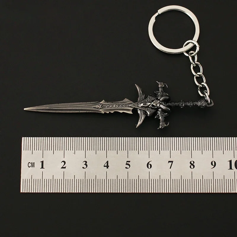 9cm World of Warcraft Frostmourne Weapon Keychains Alloy Swords Game Peripheral  Model Metal Action Figures Gift Toys Game Boys