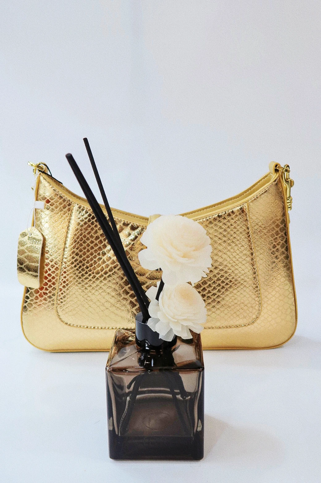 2024NewStyleSummerSpringCowhideLeatherHandholdCrossbodySnakeheadDesignWomen'sBagFemale'sBag