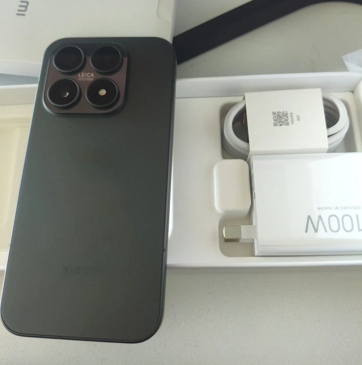 China Version Xiaomi 17 Smartphone 6.3" OLED Display Snapdragon 8 Elite Leica 50MP Camera 7000mAh Battery 100W Hyper Charge