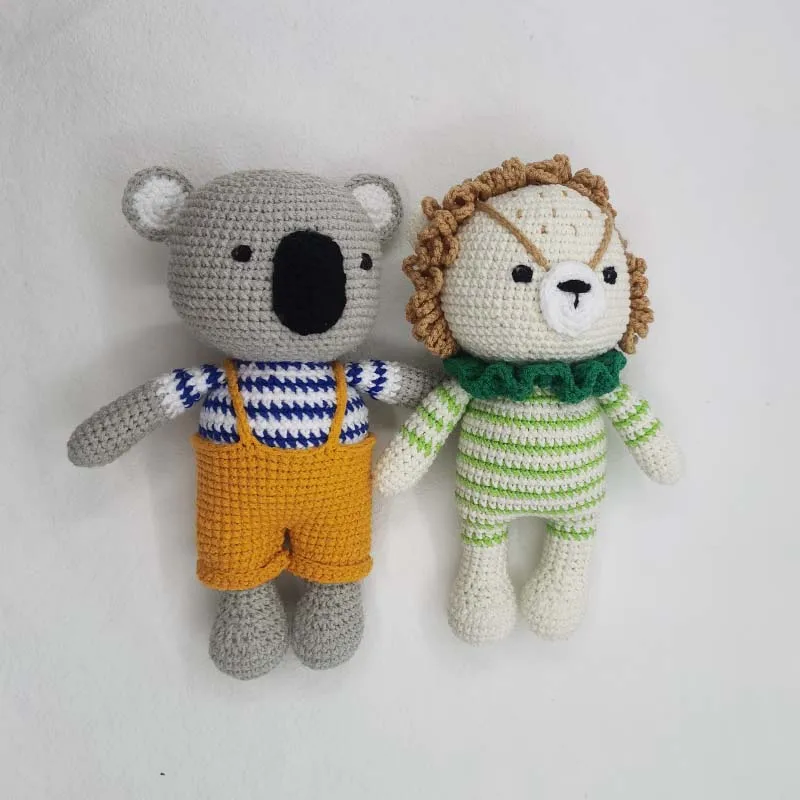 Baby Crochet Stuffed Lion Koala Fox Children Cuddle Dolls Mini Knitted Animals Plush Toy Infants Nursery Room Decor Birthday Gif