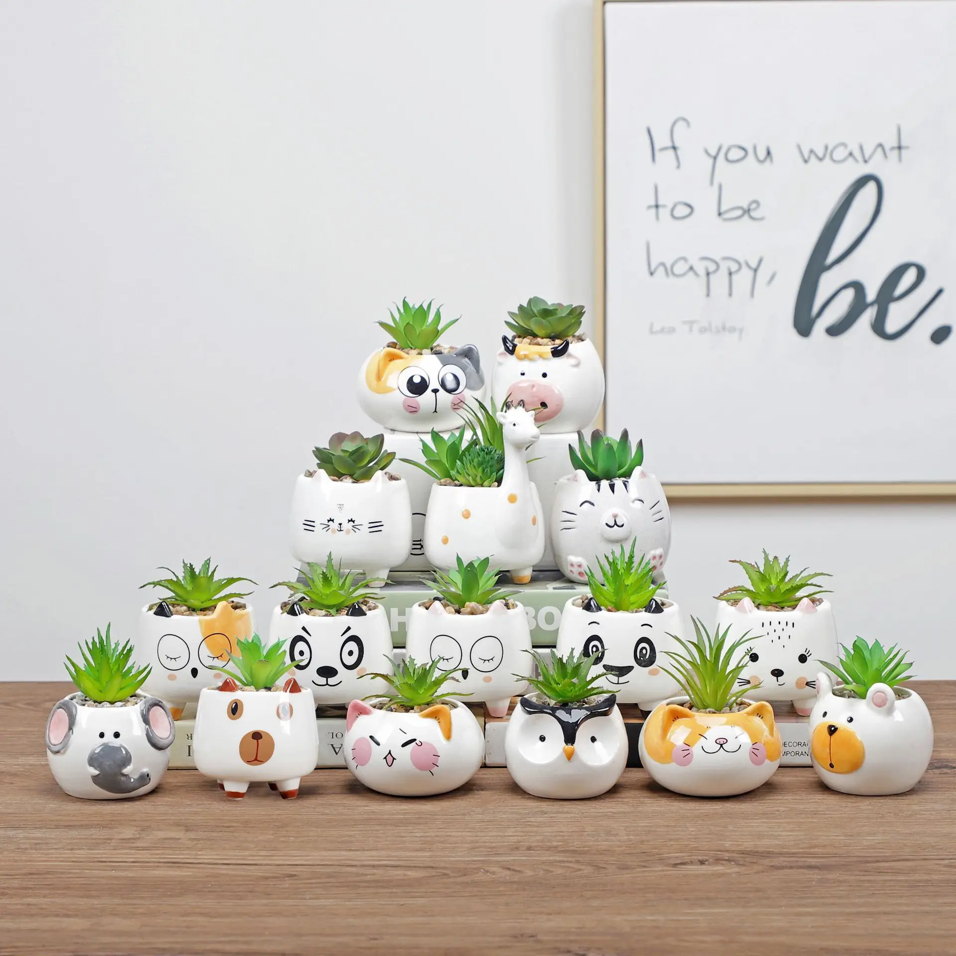 

Medium Temperature Ceramic Simple Style Hand-painted Cute Animal Flower Pot Home Decoration Pieces