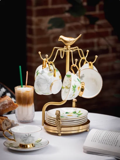 

Полка для кофейных чашек, европейская роскошная латунная бытовая полка для хранения чашек и блюдец, обеденный стол для гостиной, полка для чашек