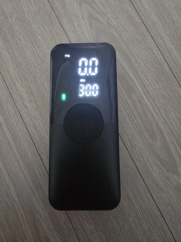 VanVolt AirGo™ Cordless Digital Tyre Inflator - Portable 150 PSI Air Pump photo review