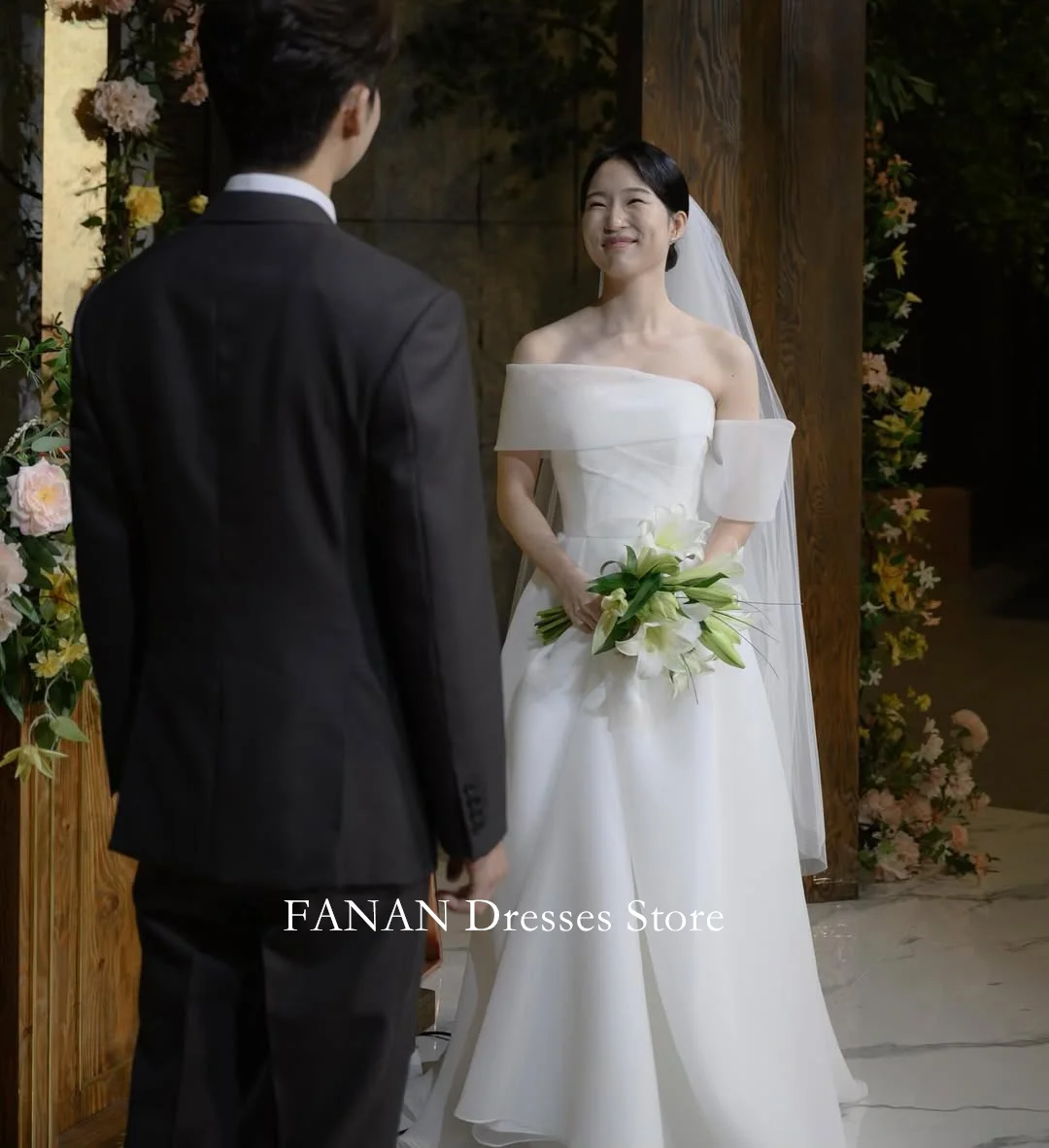 

SONDR Customized Wedding Dresses Short Sleeves Ivory Off Shoulder Korea Organza A-Line Brides Gowns Women Bridal Dresses