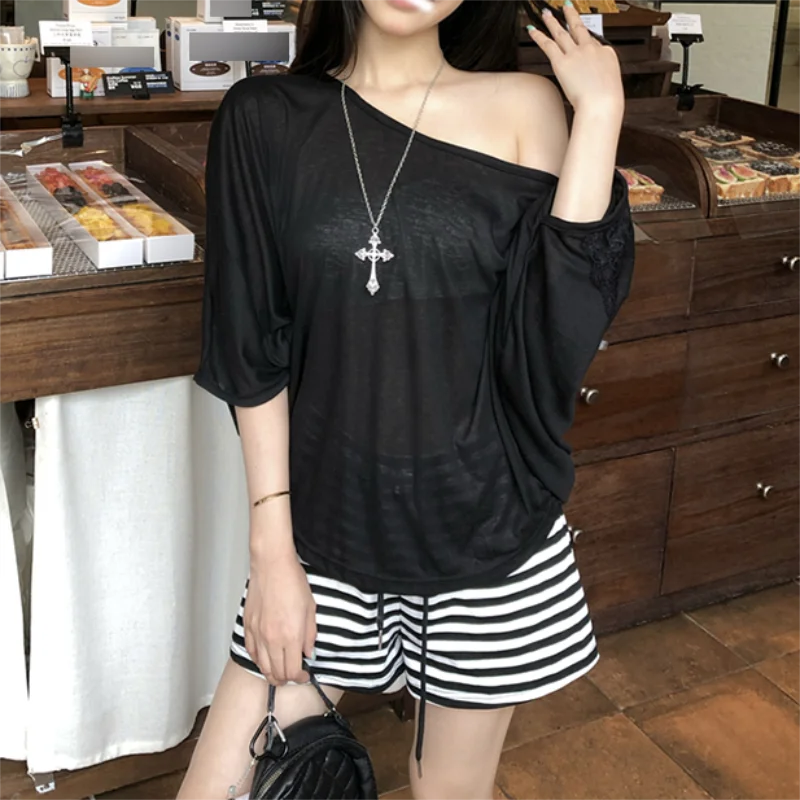 Oversized T-shirt for Women Casual Loose Top Fashion Bat Sleeves Sexy Lace Cross Backless Baggy T shirts Thin Clothing image 6