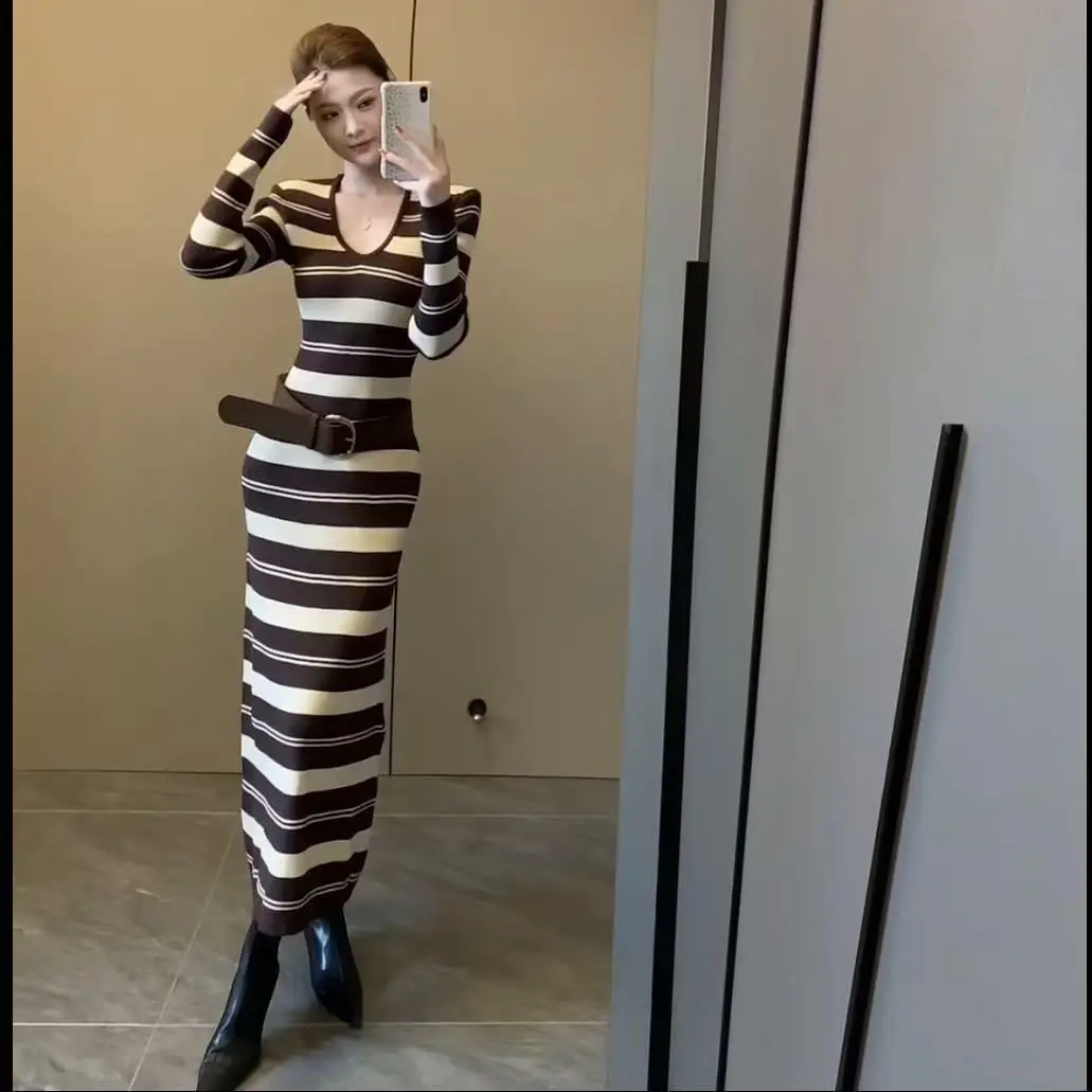 여성 드레스 파티 드레스 여성용 웨딩 여름 새틴 장식 플리츠 미디 드레스 소와레 연회 예술적 패셔너블 섹시