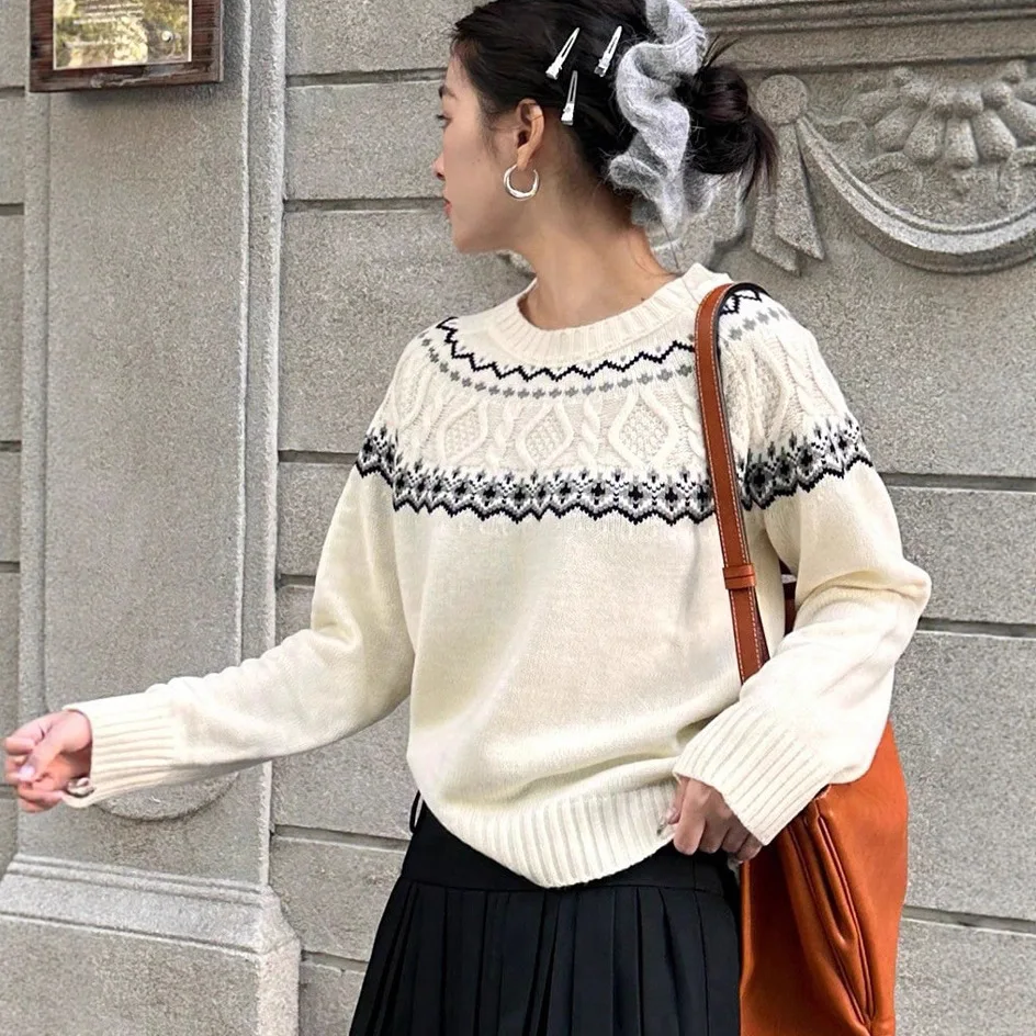 

Off-oulder Knitted Sweater Autumn Winter Soft Cozy Color Blo Flower Pattern Base Layer Needlework round Ne Long Sve
