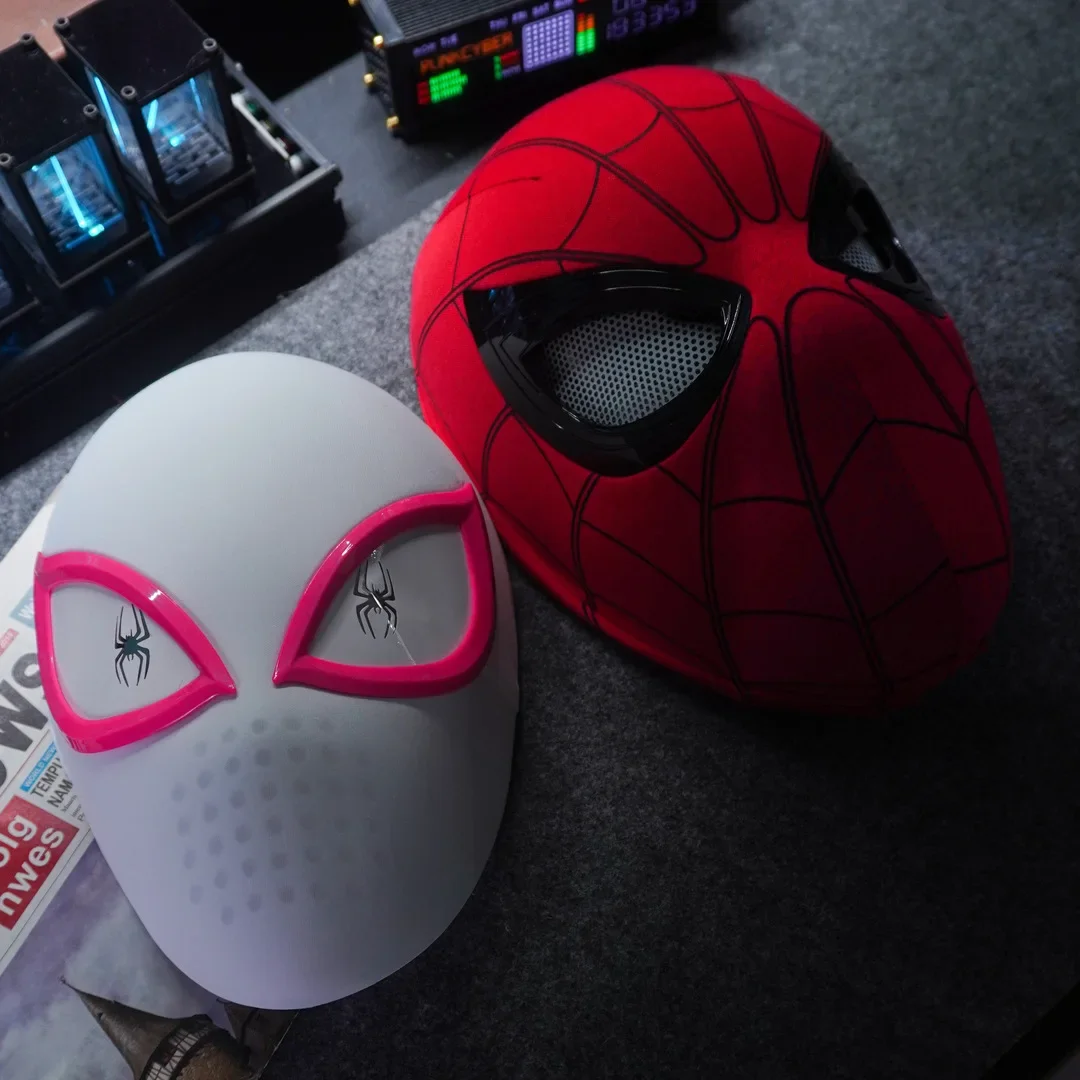 Spider-Man Remote-controlled Light-up Movable Hood Gwen Stacy Black Spider-Man Light-up Electric Mask Across The Universe Gift