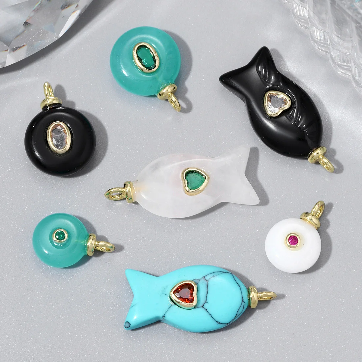

3Pcs/Lot Copper Natural Stone Fish Charms Round Pendants For DIY Making Necklace Earrings Fashion Jewelry Wholesale