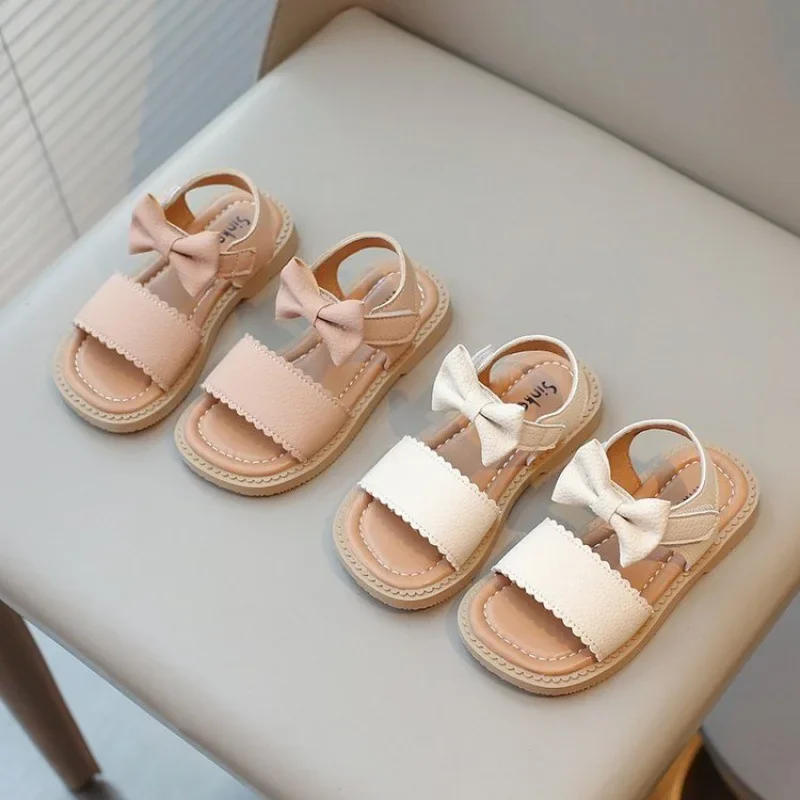 2024 New Summer Style Girls' Comfortable and Fashionable Wear-resistant Sandals and Big Children's Non-slip Beach Shoes