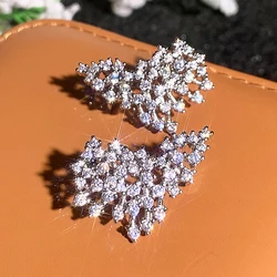 Huitan Luxury Shining Zirconia Stud Earrings Female Fashion Silver Color Temperament Accessories Lady Wedding Ceremony Jewelry