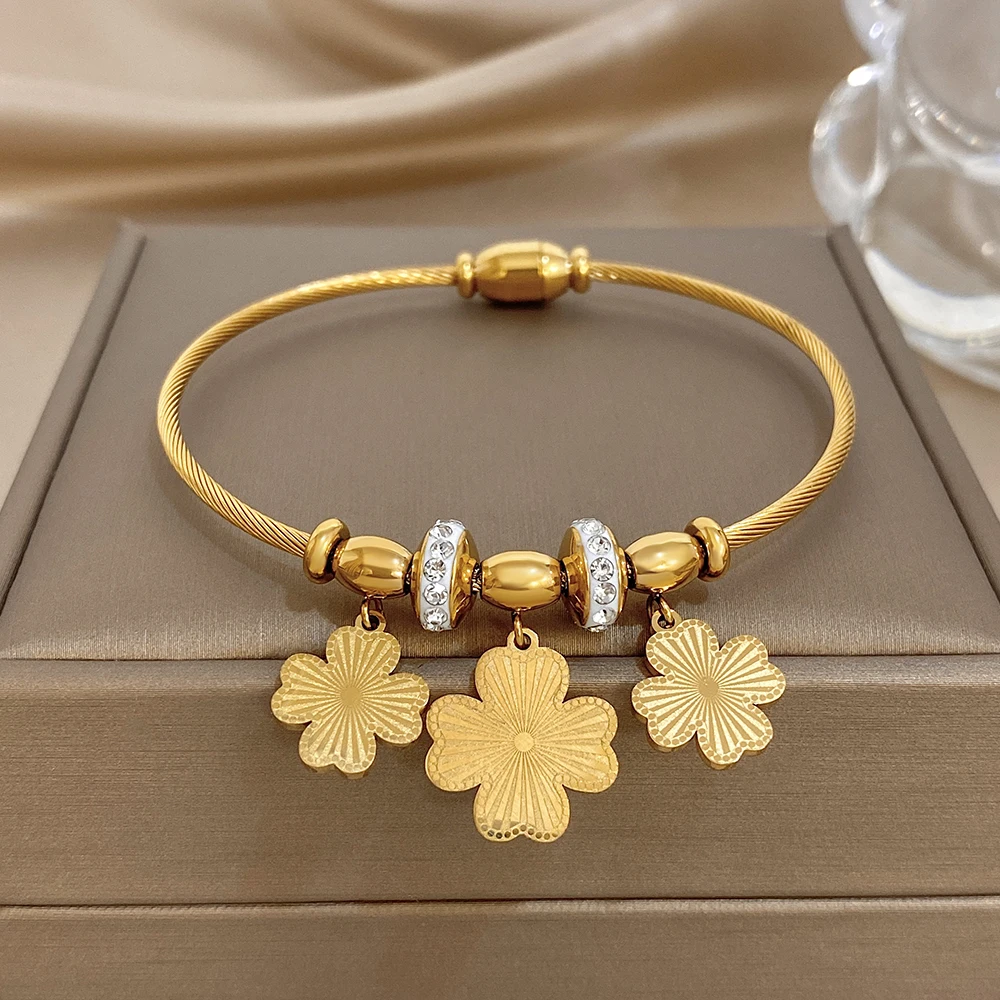 

DODOHAO Delicate Flower Pendant Stainless Steel Bangle for Women Gold Beaded Waterproof Magnetic Buckle Bracelet Party Jewelry