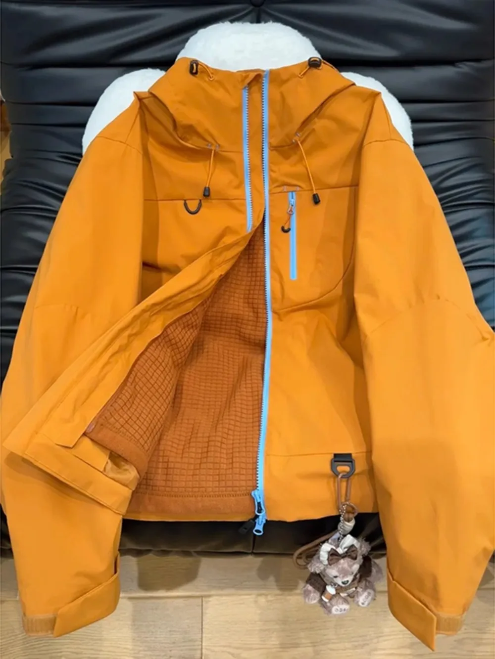 

Мужская мягкая куртка-софтшелл с капюшоном для осени и зимы, для альпинизма и велоспорта, повседневная, свободного кроя, с длинными рукавами, на молнии