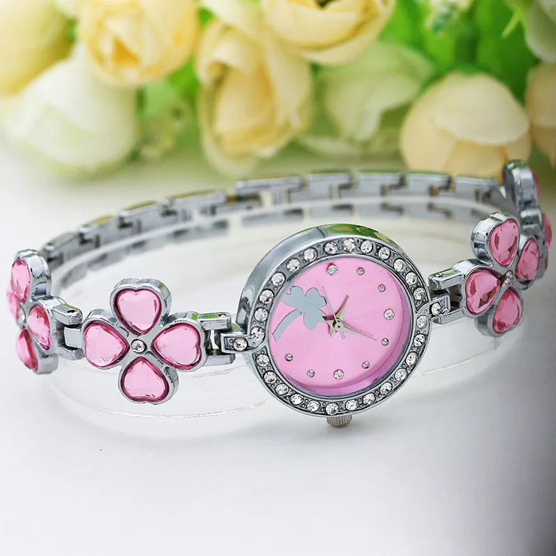 Simple Trendy Women Watches Fashion Clover Dial Watch Sweet Bracelet Watches Casual Ladies Quartz Wirstwatch Relógio Feminino