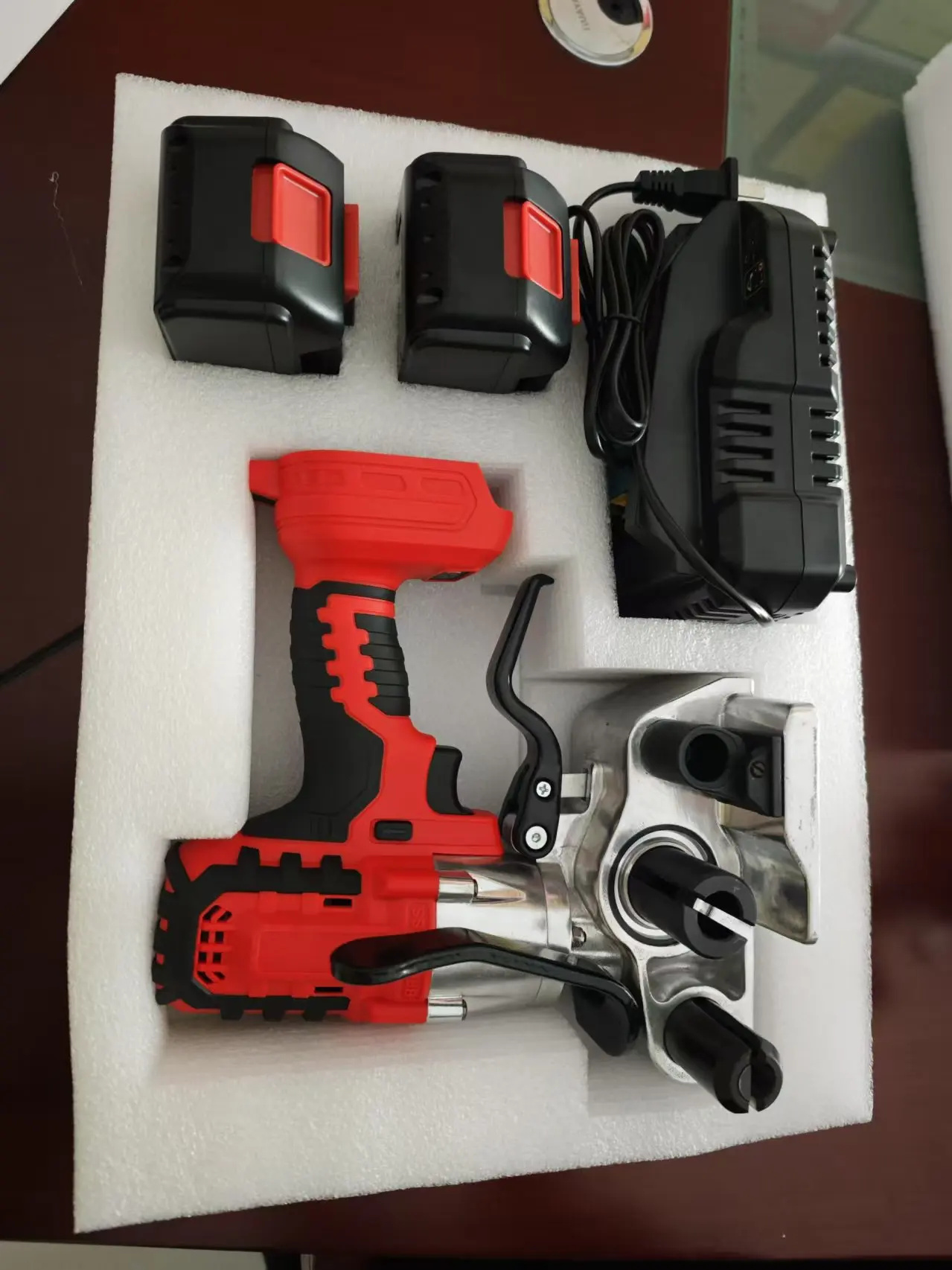 最安値 BCT-40 ファイバーコード結束機 木材 石材 バッテリー式結束機 工場