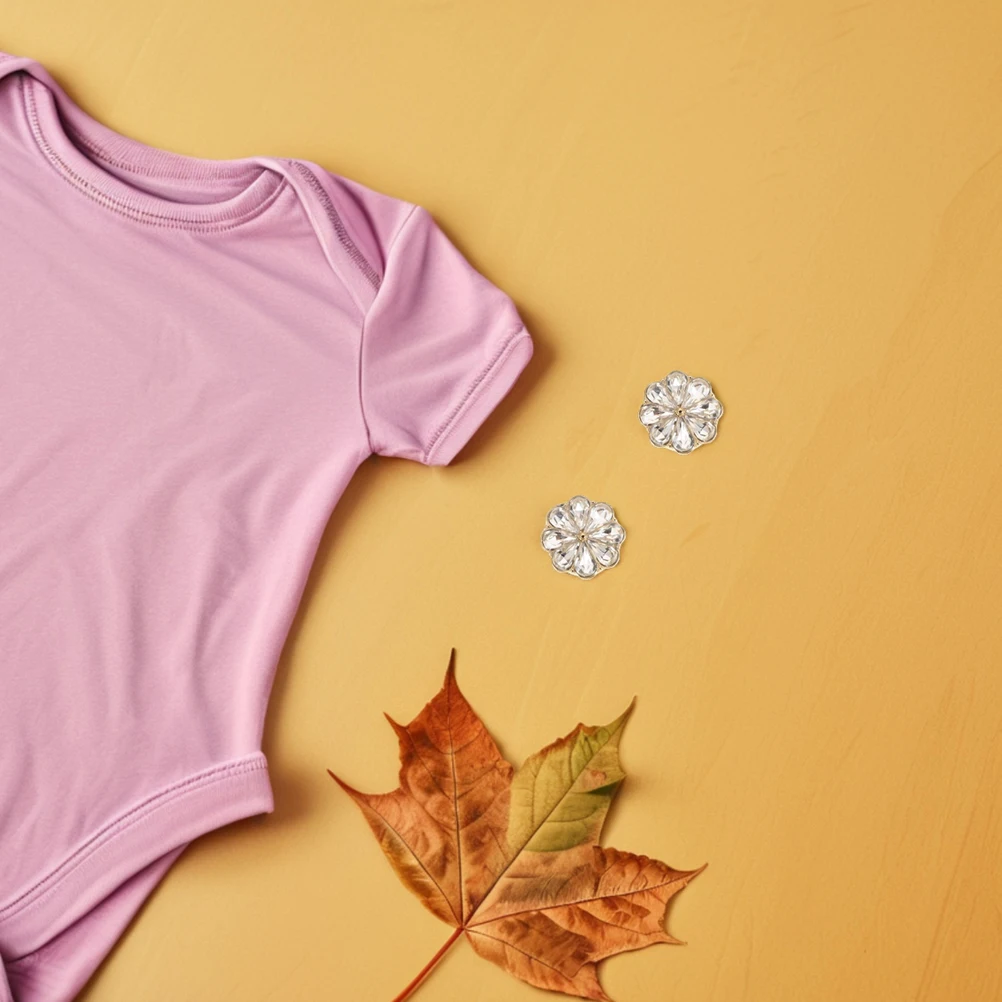 

4Pcs Flower Sleeve Cufflinks Elegant Rhinestone Button Covers for Women's Shirts Dresses Business Formal Rhinestone Tie Clip