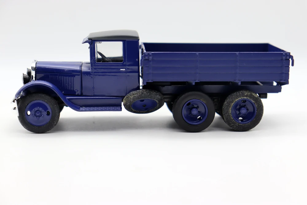 Nuovo modello pressofuso di auto giocattolo in scala 1/43 ZIS-6 Flatboard Truck urss per regalo di raccolta