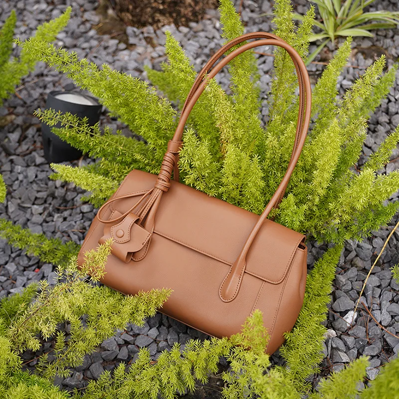 Korean-style Women Shoulder Bag Fashion For Commuting Underarm Bag Genuine Leather Handbag Simple Soft And Resistant To Wear