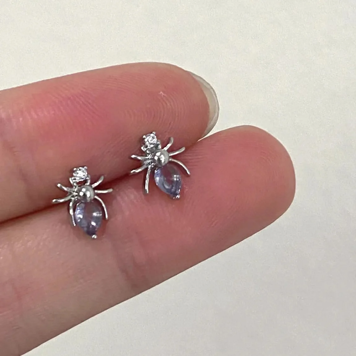 Good-looking Spider Earrings Female Niche Design Sense Sparkling Zircon Earring Dark Sweet Cool Exquisite and Cool Style Earring