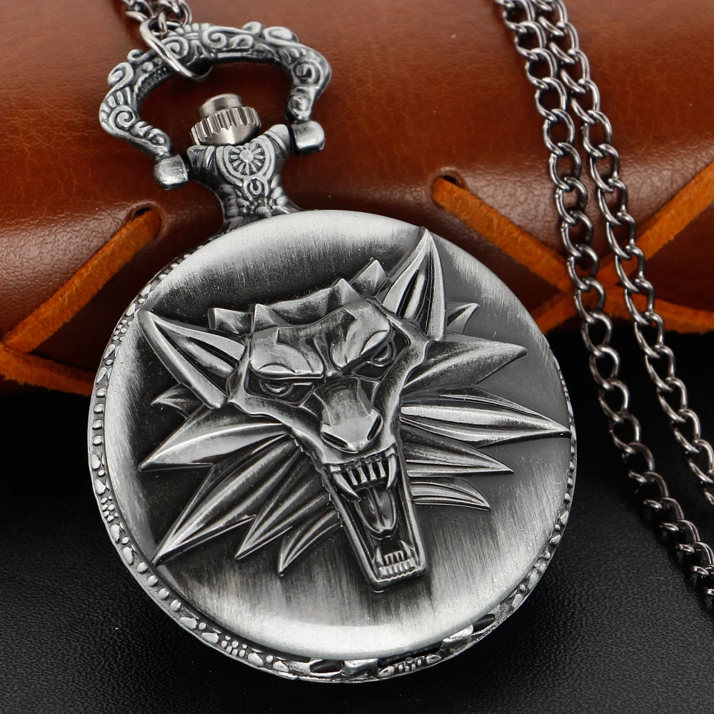 

Exquisite Antique Terror Werewolf Head Embossed Quartz Pocket Watch Retro Men's Accessories Fob Chain Clock Children's Gift