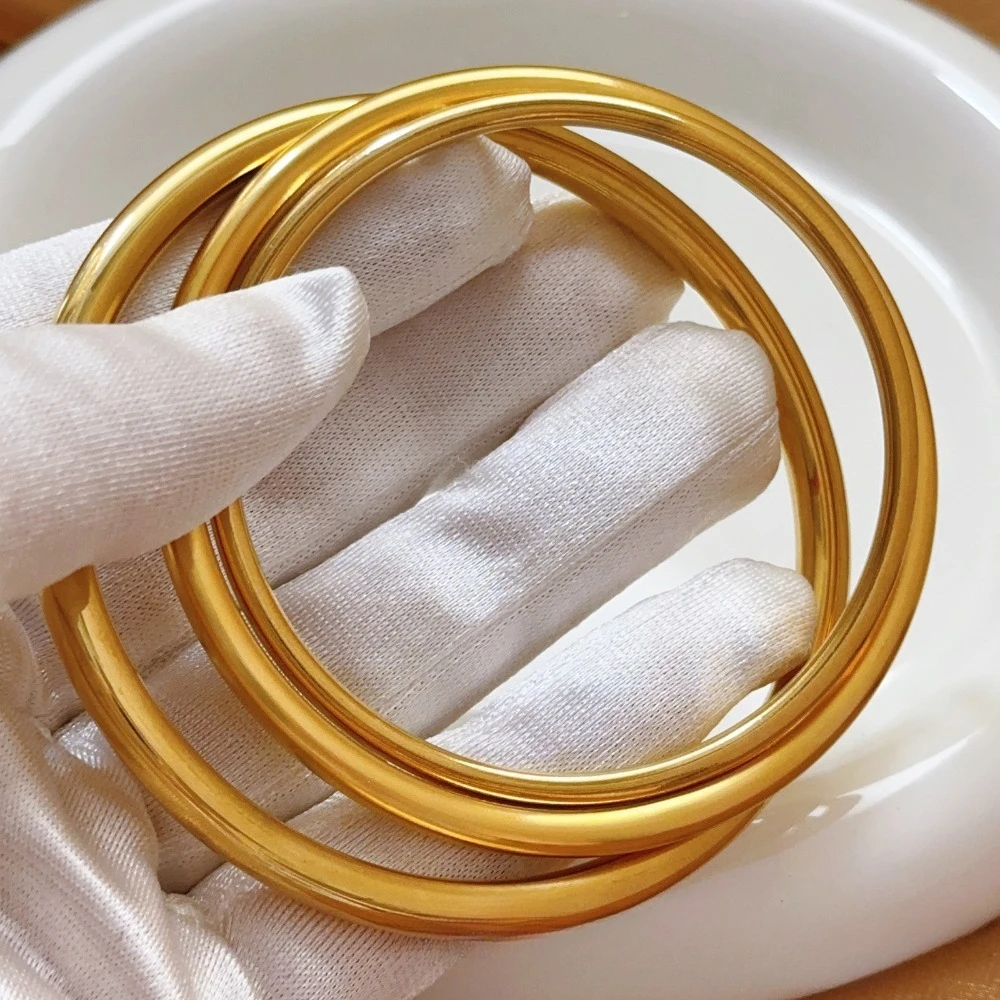 Classics Ethnic Bright Surface Gold Color Stainless Steel Solid Ancient Method Bangles for Women Temperament Simple Jewelry Gift