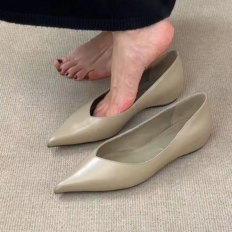 

Women Flats Shallow Shoes Fashion Elegant Sandals Designer Pointed Toe Elegant Woman Shoes Casual Sneaker Summer 2025 Zapatillas