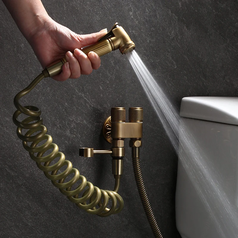 Imagem -04 - Hand Held Bidé Pulverizador Douche wc Kit Bronze Antigo Cabeça de Chuveiro Shattaf Conjunto de Válvulas de Latão Jet Bidé Torneira Torneira do Jardim