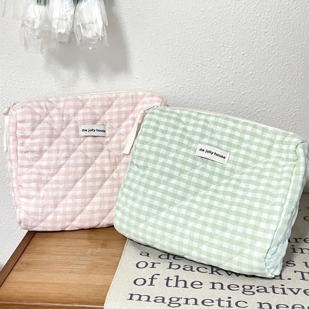 Cute Large Capacity Makeup Bag Quilted Cotton Plaid Cosmetic Storage Bag Soft Portable Makeup Pouch Bathroom