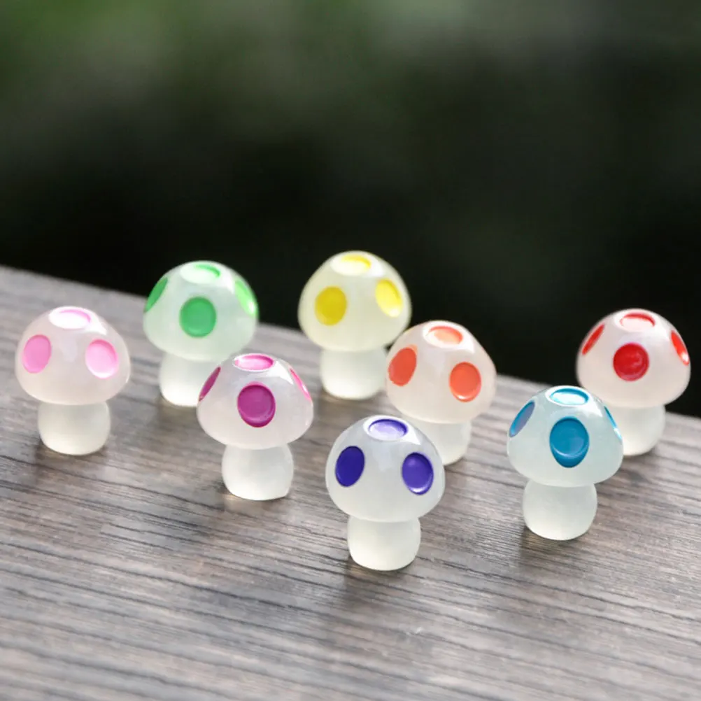 

50pcs Glow in the Dark Mushrooms Mini Figurines Resin Craft Garden Ornaments Bonsai Decoration Night Light Decor