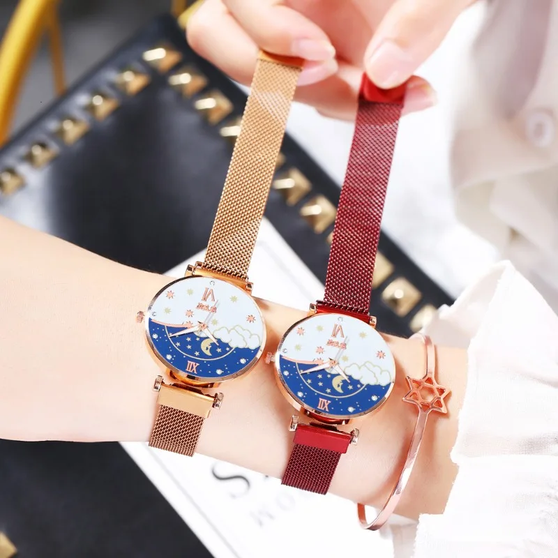 Couple Watch Ladies Personality Leather Strap Watch New Fashion Watches Sun Moon Star Rhinestone Watch Casual Woman Watch