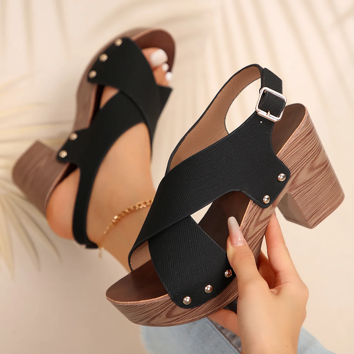 2024 New Women\'s Sandal Platform Heeled Shoes Brown Slingback Shoes Peep Toe Chunky Heel Studded Platform Sandals