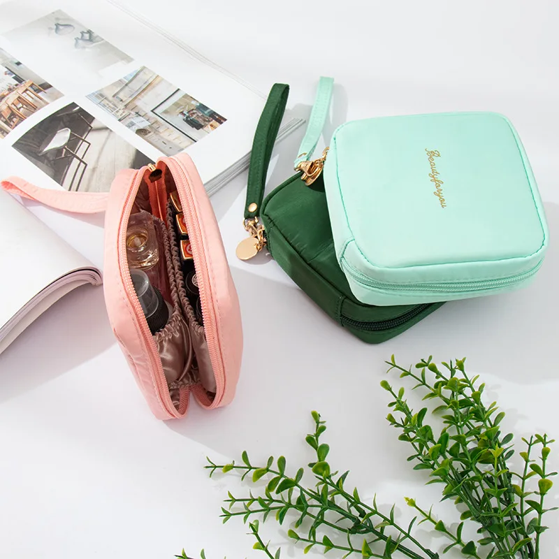 Mini Cosmetic Bag Sanitary Napkin Leather Tampon Storage Bag Portable Makeup Lipstick Key Earphone Data Cables Travel Organizer