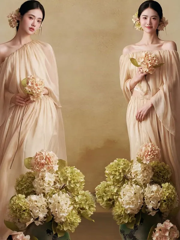 

2026 New Portrait Photography Studio Oil Painting Atmosphere High-End Girl's Portrait Photo Clothing Spring Season Fashionable