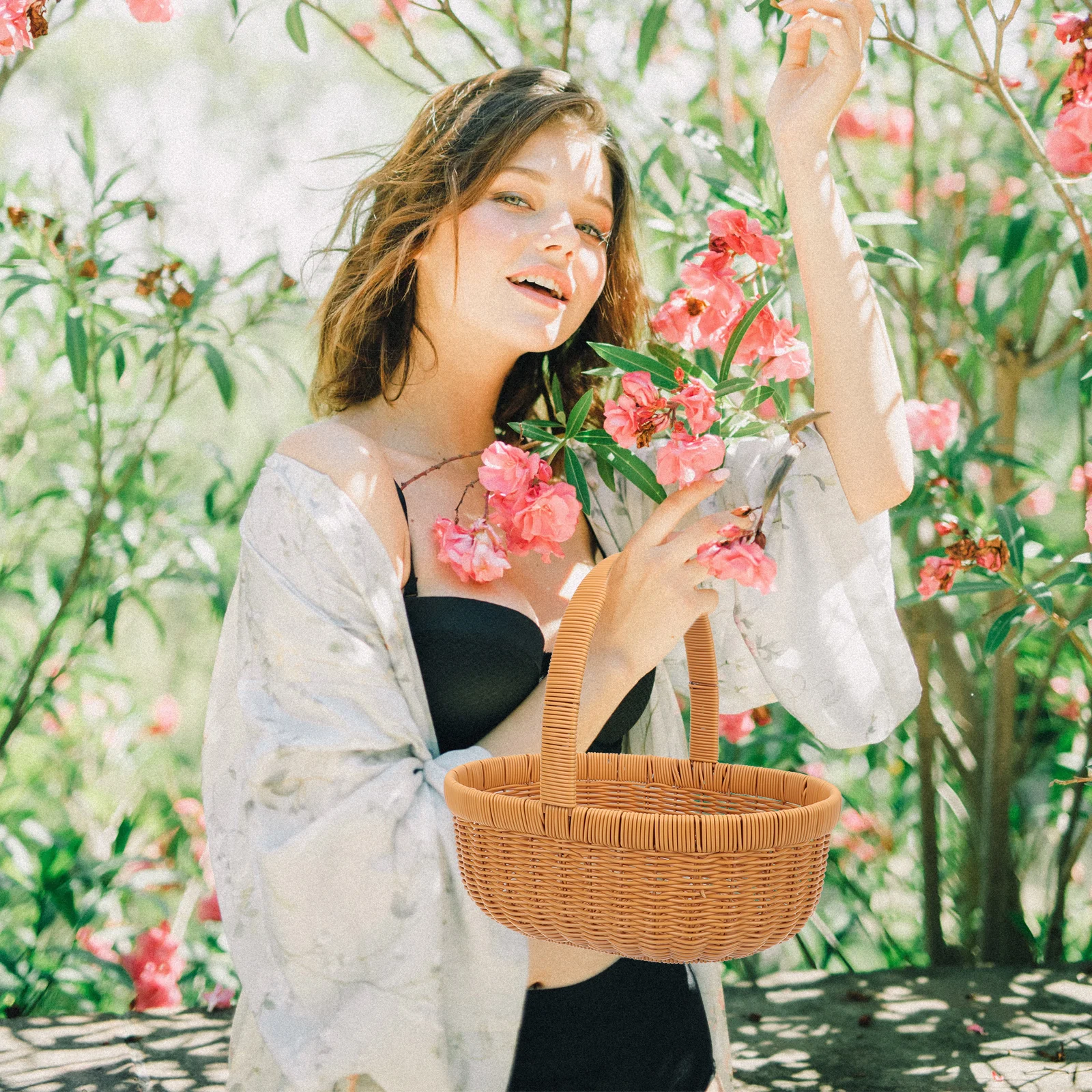 

Multipurpose Basket Plastic Imitation Rattan Handheld Storage Perfect for Wine Festivals Family Picnics Camping Backyard