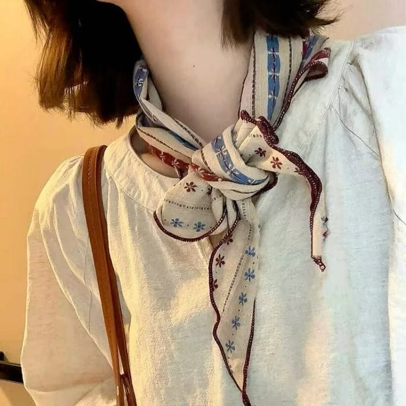 

1 piece retro coffee green silk scarf necklace women's niche floral pull-up long autumn clothes chain fashionable accessories
