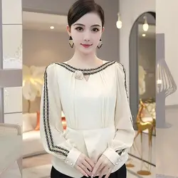 Wearing a High-end Top in Early Autumn with a Unique and Elegant French Style White Long Sleeved Shirt for Women Casual Blouses