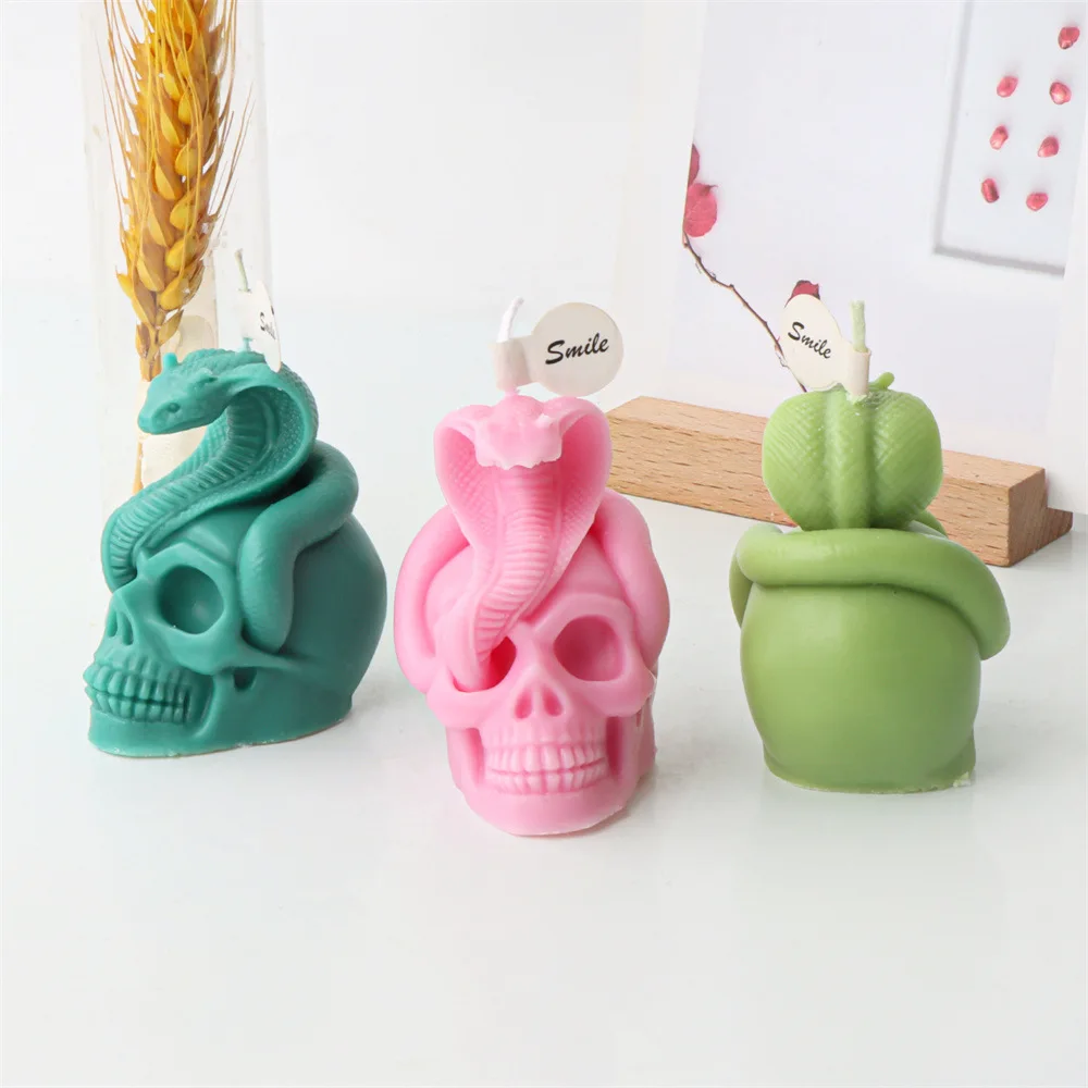 

3D Silicone Cobra Skull Candle Mold New DIY Handmade Aroma Plaster Resin Halloween Ornament , Resin Epoxy