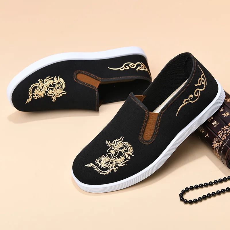 Embroidery Slip On ShoesMen's Breathable Linen Canvas Cloth Shoes for Spring Summer Non-Slip Casual Walking Shoes mens shoes
