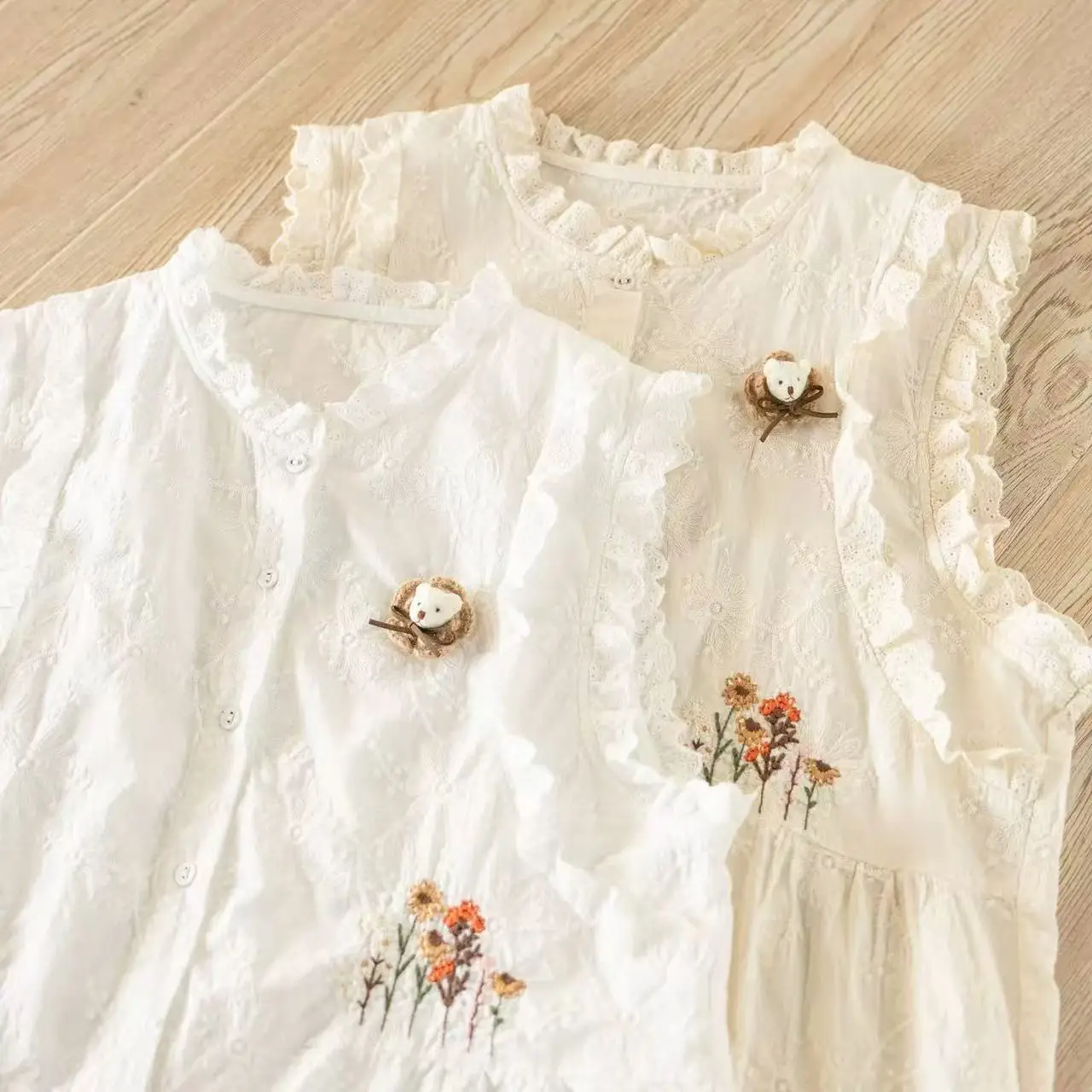 2026 Mori girl Japanese style sweet lace patchwork embroidered vest for women kawaii cute sleeveless cardigan outwear