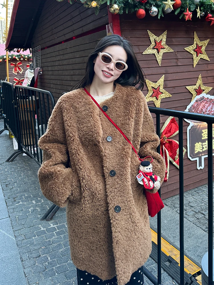 

Золотистое пальто из 100% шерсти с мехом ягненка, утепленное, в корейском стиле, хлопковое, с длинными рукавами, круглым вырезом, средней длины, на одной пуговице