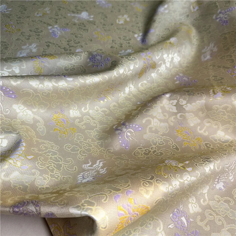 Pink Embossed Jacquard Brocade Fabric New Chinese Style Hanfu Memory Silk Yarn-Dyed Breathable Luxury Custom Material Dresses