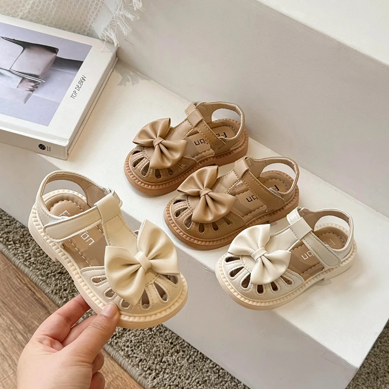 

Сандалии для девочек, Новое летнее поступление, корейский стиль, повседневная обувь принцессы на мягкой подошве для больших детей, универсальные пляжные сандалии для маленьких девочек