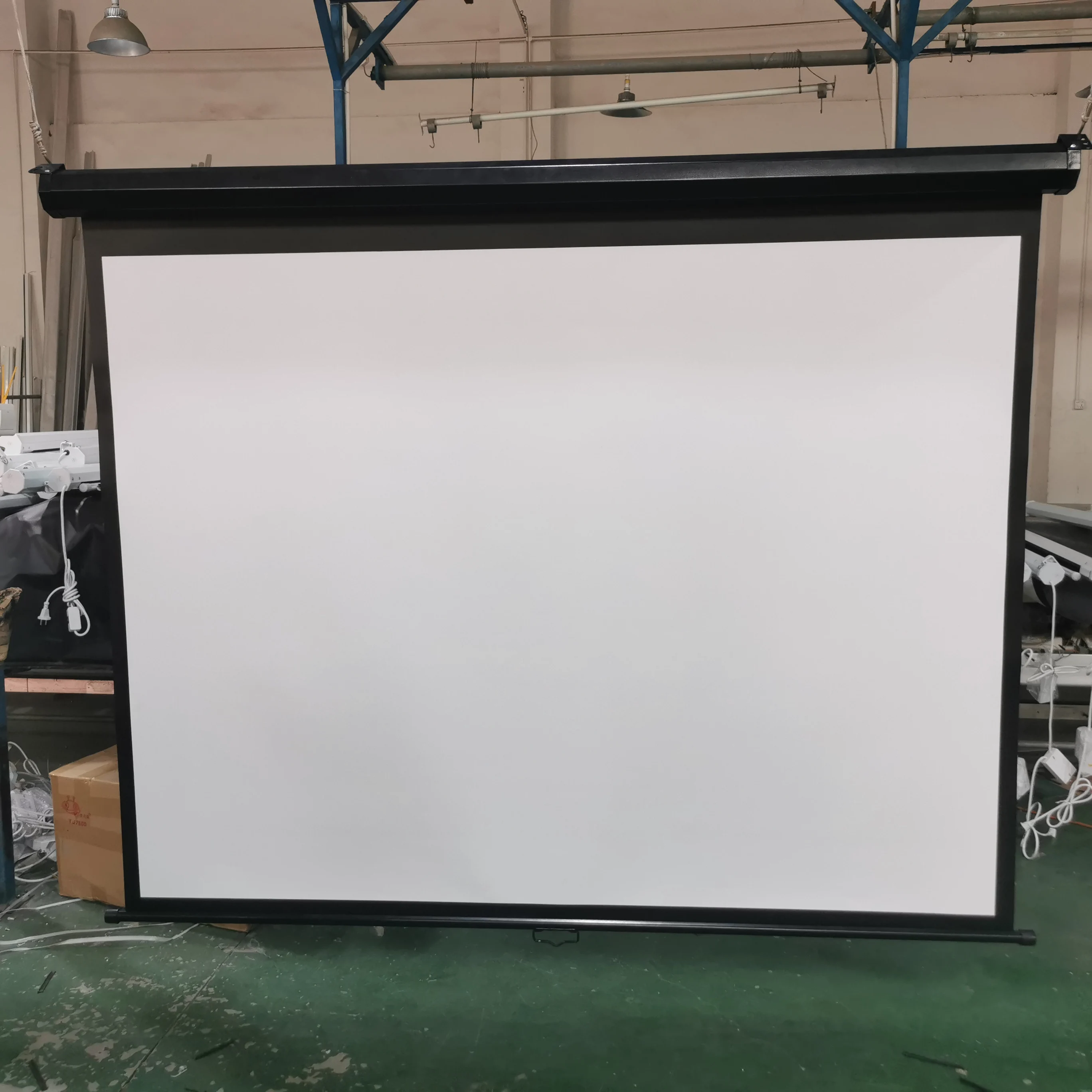 Home Theater Factory Price 120inch Wall Mounted Pull Up/pull Down Projector Screen Manual Screen