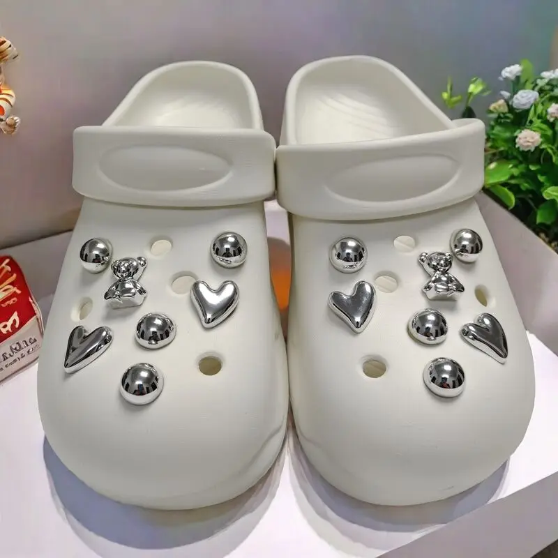 Whole Set Hot Sale DIY Hole Shoes Charms Black and white pearl bear Accessories Designer Quality Garden Shoe Decoration GirlGift