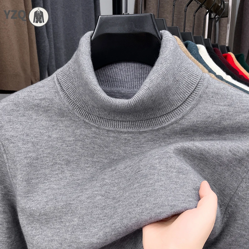 เสื้อสเวตเตอร์คอเต่าผู้ชายทรงเข้ารูป ผ้าถักคุณภาพสูง ป้องกันขนร่วง แขนยาว สีพื้น สำหรับฤดูใบไม้ร่วง สไตล์สตรีทแวร์