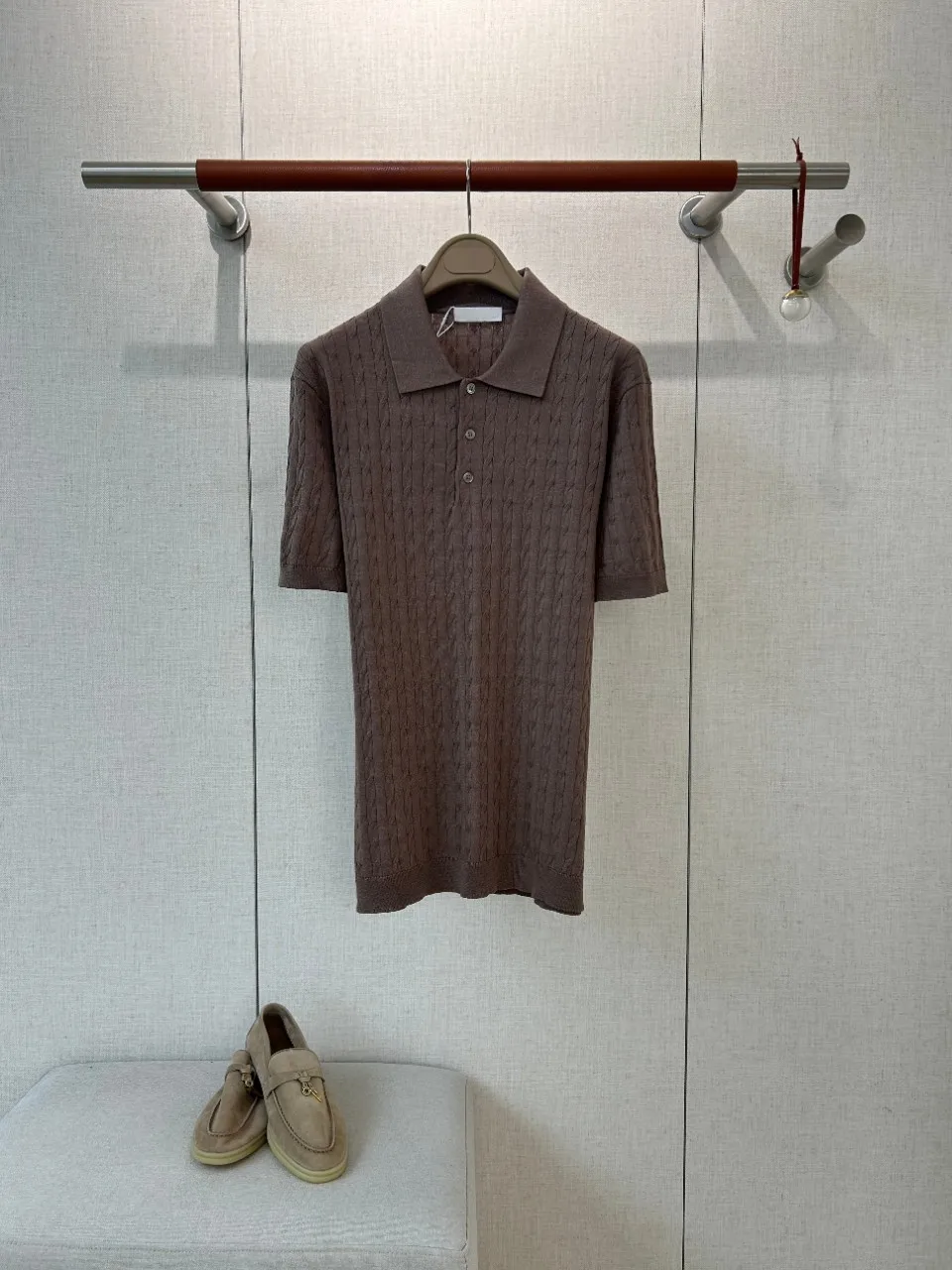 Old Money Style 140 Count Cashmere Blend Mens Wide Collar Rubber Print Texture Casual Knitted Polo Shirt